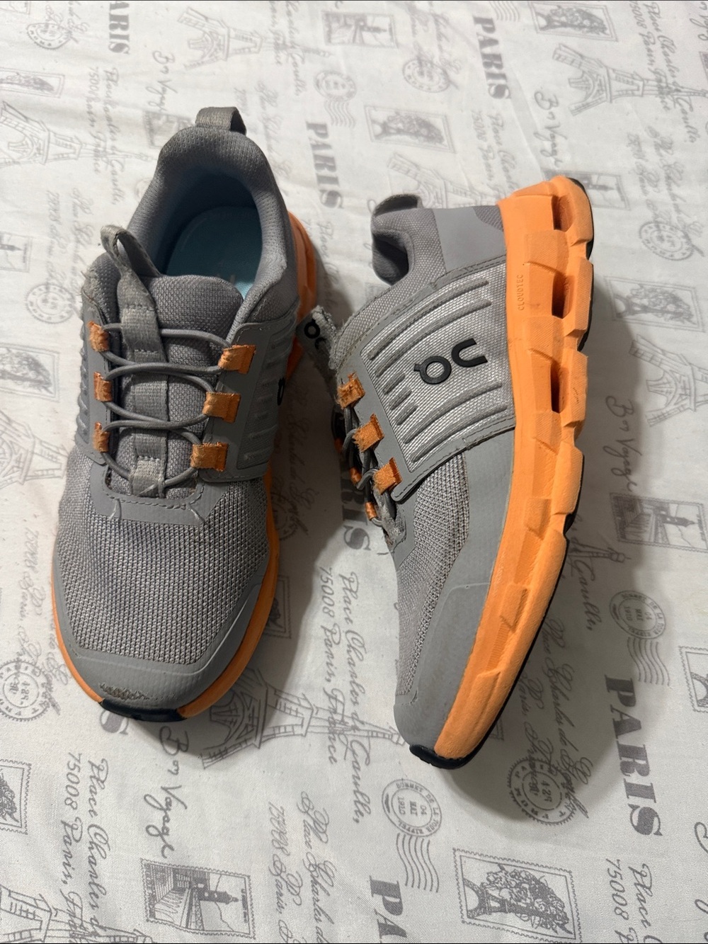 On cloud Kids Gray and Orange Cloud Sneakers